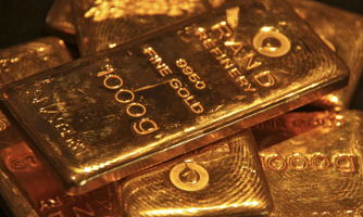 Giá vàng nhảy vọt lên gần 2.700 USD/oz trong lúc chờ báo cáo lạm phát Mỹ