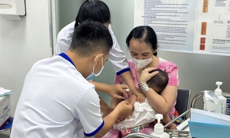 Ca mắc sởi tiếp tục tăng, Hà Nội đẩy mạnh tiêm vaccine phòng bệnh