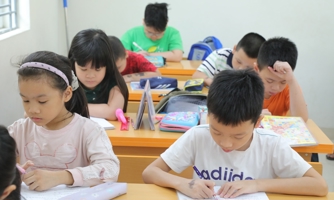 Chính thức cho phép dạy thêm song "siết chặt" các đối tượng cụ thể