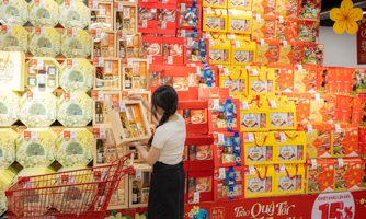 Thị trường bánh kẹo Tết trầm lắng hơn mọi năm