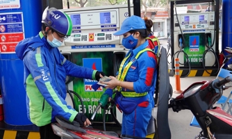 Giá xăng dầu tiếp tục giảm