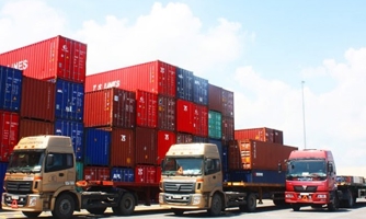 Luật giao thông mới 2025 tác động mạnh tới ngành logistics và chuỗi cung ứng