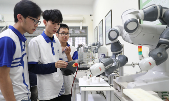Lần đầu tiên tại Việt Nam có trường đại học công nghệ miễn học phí, cấp sinh hoạt phí cho học viên và nghiên cứu sinh