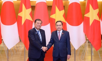 Chủ tịch Quốc hội Trần Thanh Mẫn hội kiến Thủ tướng Nhật Bản