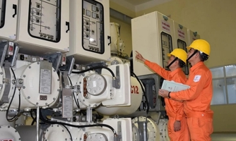 Biểu giá bán lẻ điện sinh hoạt rút xuống còn 5 bậc, hộ nghèo, hộ chính sách tiếp tục được hỗ trợ