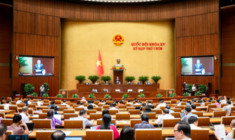 Quốc hội "chốt" không tăng mức hưởng trợ cấp thất nghiệp hằng tháng 