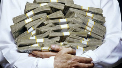 Trong tháng 7 kỷ lục của VN-Index, nhà đầu tư cá nhân chốt lời bán ròng 11.000 tỷ 