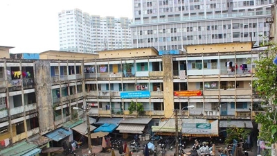 TP.HCM lý giải việc chậm cải tạo chung cư cũ