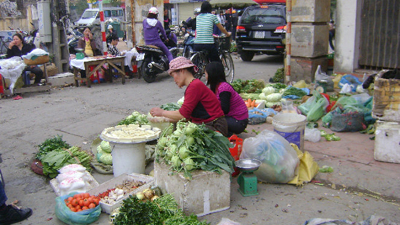 Hà Nội xử lý dứt điểm các chợ, tụ điểm kinh doanh tự phát