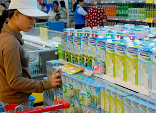 Doanh nghiệp sữa chống chọi “cơn lốc” melamine