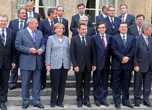 Châu Âu nhất trí kế hoạch giải cứu tập thể ngân hàng