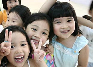 Giới thiệu con nuôi: “Bộ Tư pháp chỉ nên gác cổng”