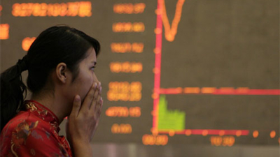 Hơn nửa tháng, chứng khoán Trung Quốc sụt gần 25%