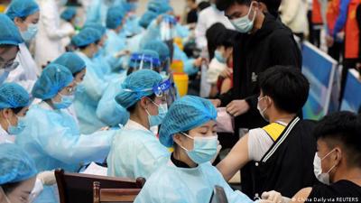 Trung Quốc cán mốc tỷ liều vaccine Covid-19 được tiêm