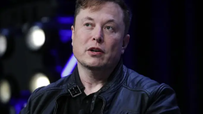 Lo không thoát được thương vụ Twitter, Elon Musk xả gần 8 triệu cổ phiếu Tesla
