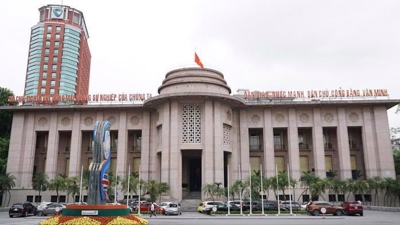 Vietnam increases operating interest rates