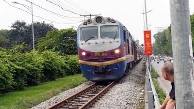 Loạt dự án đường sắt, đường thuỷ được ưu tiên triển khai, tránh phụ thuộc quá mức vào đường bộ