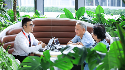 Techcombank puts two new office blocks into operation