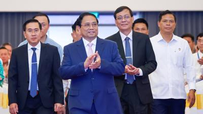 Vietnam's Prime Minister Charts Path For Ninh Thuan: Overcoming Adversity for Sustainable Growth