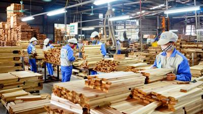 Vietnam's Wood Export Surges 23.7% In First Four Months of 2024
