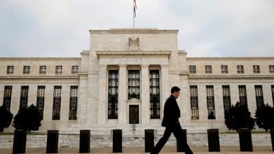 Tranh luận về lãi suất trung tính của Fed