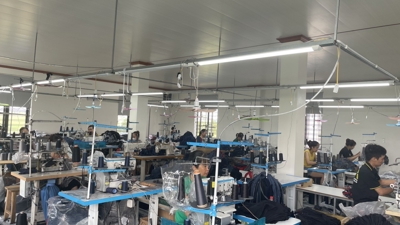 Hướng đi mới giúp Nam Định chuyên nghiệp nghiệp hóa mô hình làng nghề may mặc