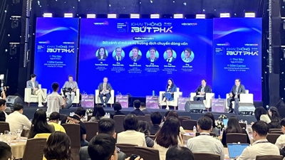 Vietnam needs clear AI strategy amidst global uncertainty