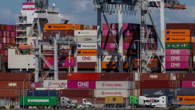 Doanh nghiệp Mỹ "vạ lây" khi ông Trump đánh phí tàu biển Trung Quốc