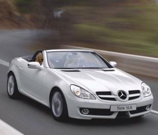 Mercedes-Benz giảm giá xe trong tháng 8