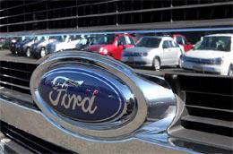 Ford gây ngạc nhiên bằng khoản lãi 1 tỷ USD