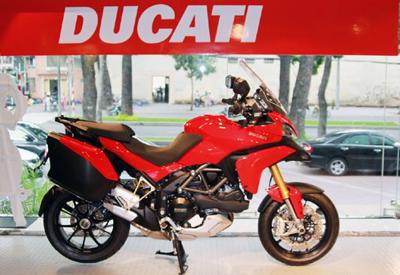 Ducati Multistrada 1200S chính hãng về Việt Nam