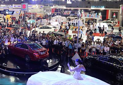 Khai mạc triển lãm ôtô lớn nhất trong năm