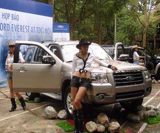 Ford Việt Nam ra mắt phiên bản Everest số tự động