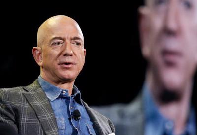 "Chiếc ghế trống" của Jeff Bezos giúp Amazon thành công ty 1.600 tỷ USD thế nào?