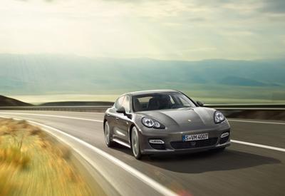 Porsche triệu hồi Panamera và Cayenne động cơ tăng áp