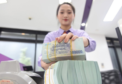 Dồn dập bơm tiền, lãi suất VND liên ngân hàng hạ "nhiệt"