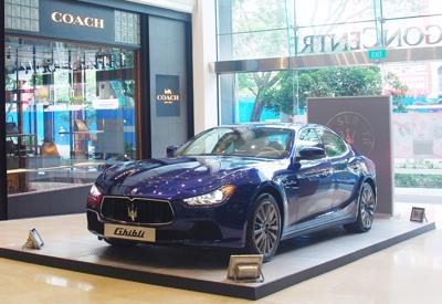 Maserati Ghibli giá từ 4,6 tỷ đồng