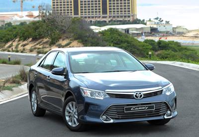 Giá xe Toyota và Lexus đồng loạt tăng vì tỷ giá 
