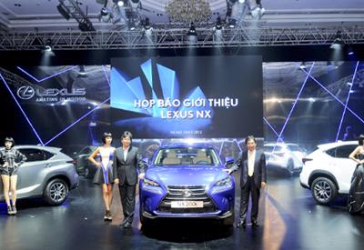 Xe Lexus rẻ nhất Việt Nam giá 2,4 tỷ đồng