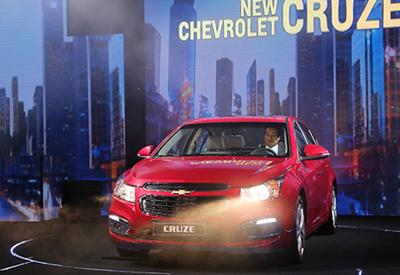 Chevrolet Cruze mới giá “mềm” nhất phân khúc