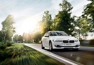 BMW Series 3 mới giá gần 1,8 tỷ đồng