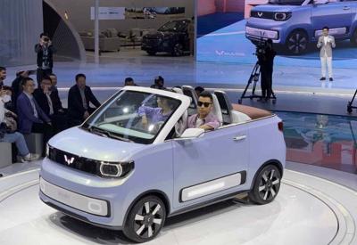 Ô tô điện siêu rẻ giá 100.000 triệu đồng cực đắt hàng ở Trung Quốc