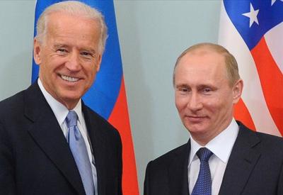 Căng thẳng Mỹ-Nga gia tăng, ông Biden đề nghị gặp ông Putin