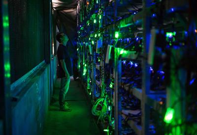 Mặc tin xấu từ Trung Quốc, giá Bitcoin tái lập mốc 40.000 USD