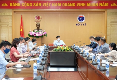 Nỗ lực đàm phán để tiếp cận các nguồn vaccine phòng Covid-19