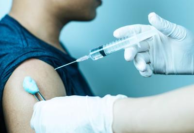 Tiêm vaccine vẫn có thể mắc Covid-19: 8 điều cần biết