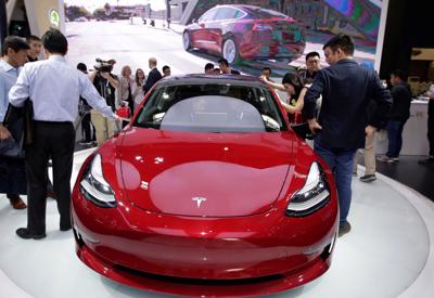 Điều gì khiến doanh số xe điện Tesla giảm 70% ở Trung Quốc?
