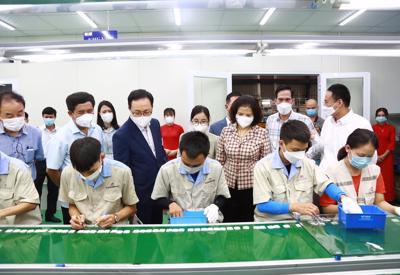 Nâng cao năng lực sản xuất cho doanh nghiệp Việt trong chuỗi cung ứng của Samsung