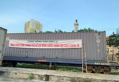 105 tấn nông sản Sơn La "chạy tàu" đêm vào Nam hỗ trợ người dân vùng dịch 