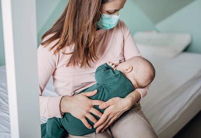Kháng thể sau tiêm vaccine Covid-19 có thể truyền qua sữa mẹ